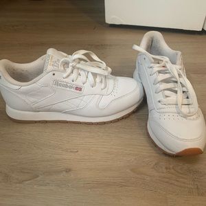 White Reebok Classics, Womens Size 8